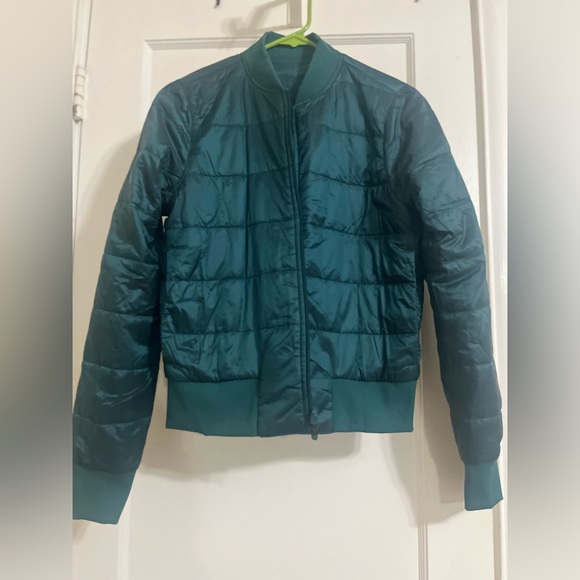 Lululemon pre owned bomber reversible jacket - Picture 3 of 5